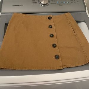 Brown mini skirt